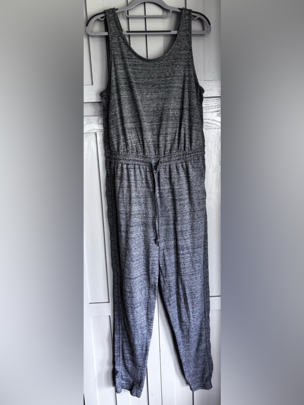 Universal Threads  Grey Sleeveless Jumpsuit Size Medium